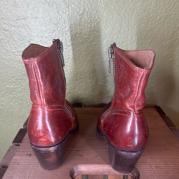 Frye Brown leather Ankle Boots Vintage Western Style Size 7 Zip closure cowgirl - Picture 5 of 10